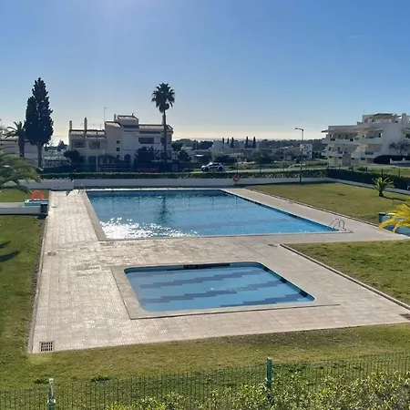 Gouveia's House Daire Porches (Algarve)